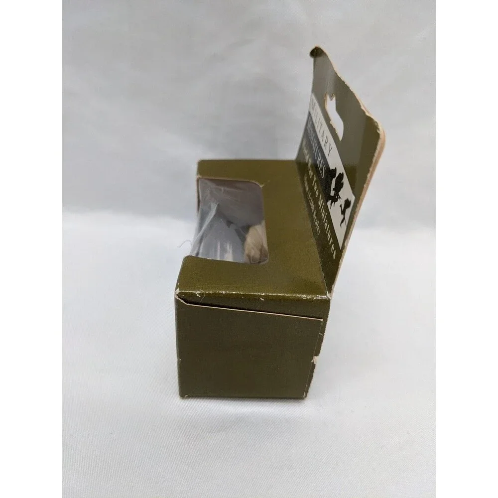 Military Miniatures WWII 15mm 1/100 Scale WWF06 Panhard 178 Armoured Car